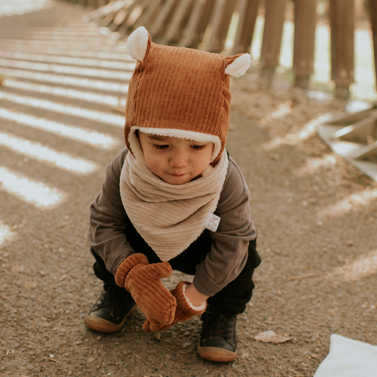 Bonnet velours camel