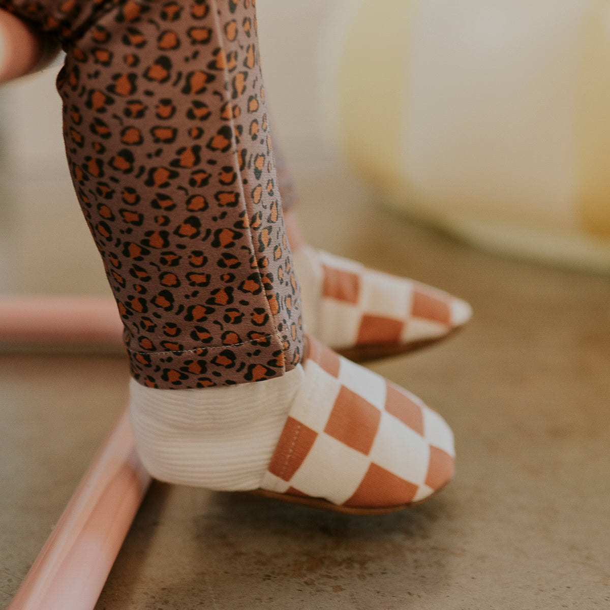 chaussons été damier camel rien que des bêtises